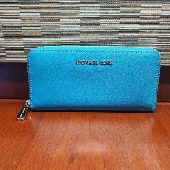 Michael Kors Handbags - Michael Kors Turquoise Leather Zip Wallet